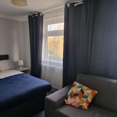 Cade Castle - Tulse Hill Apartment London Ngoại thất bức ảnh